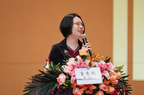童莺歌